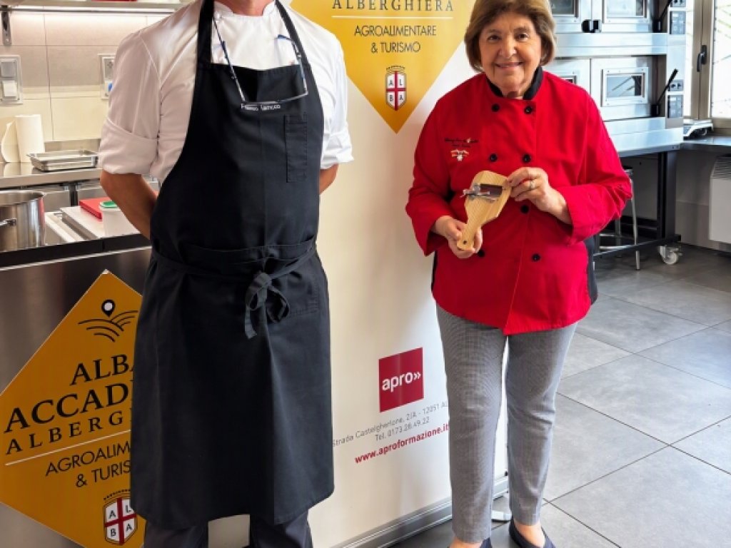 Alba Accademia Alberghiera sbarca sulla TV statunitense con la chef Mary Ann Esposito